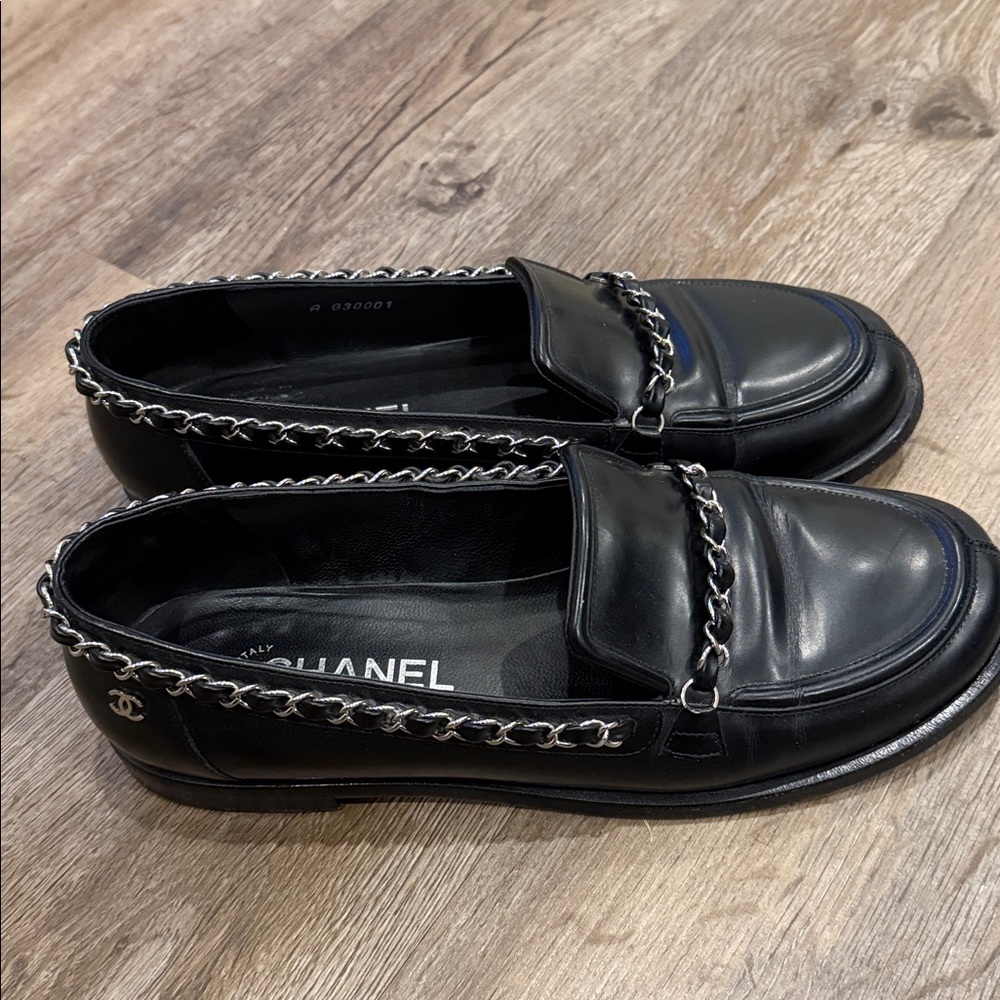 CHANEL Black Leather Loafers with Chain Detail